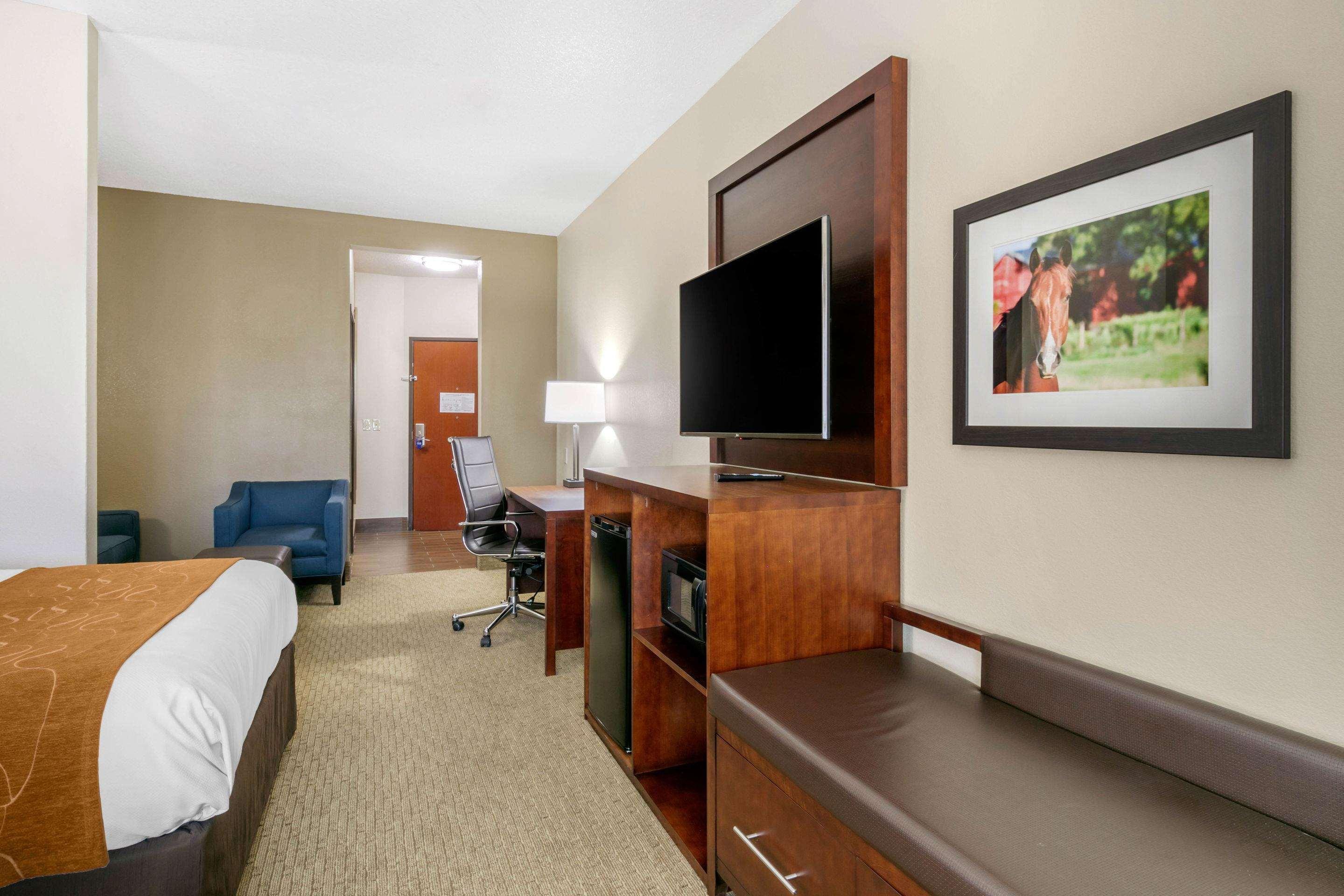 Comfort Suites Hopkinsville Near Fort Campbell Eksteriør billede