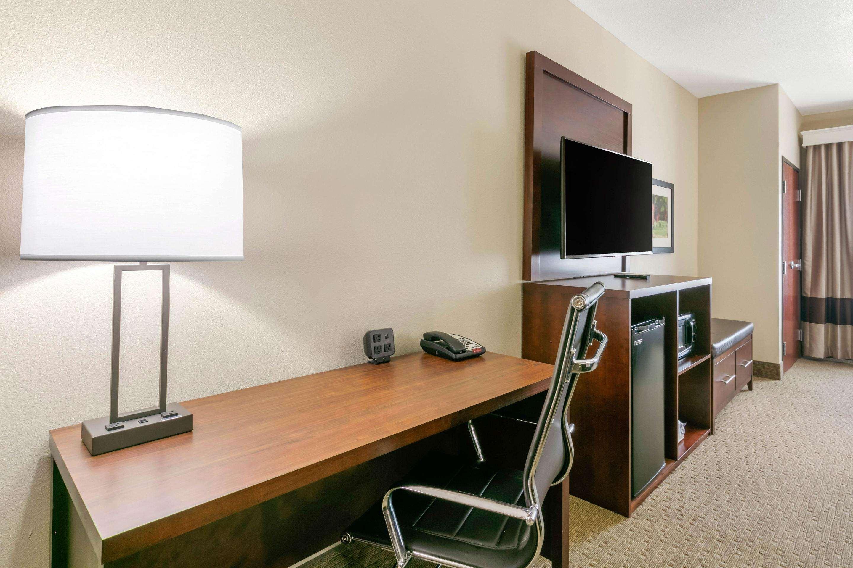 Comfort Suites Hopkinsville Near Fort Campbell Eksteriør billede