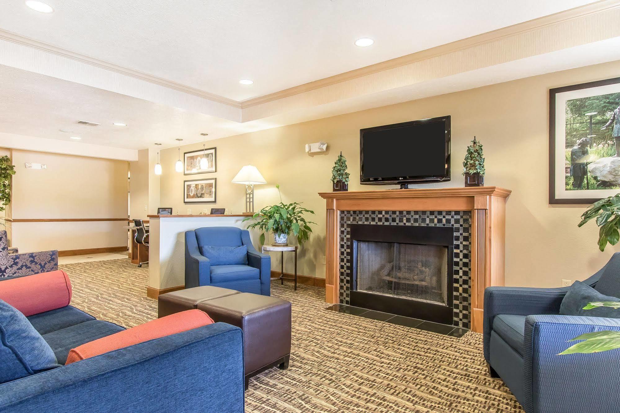 Comfort Suites Hopkinsville Near Fort Campbell Eksteriør billede